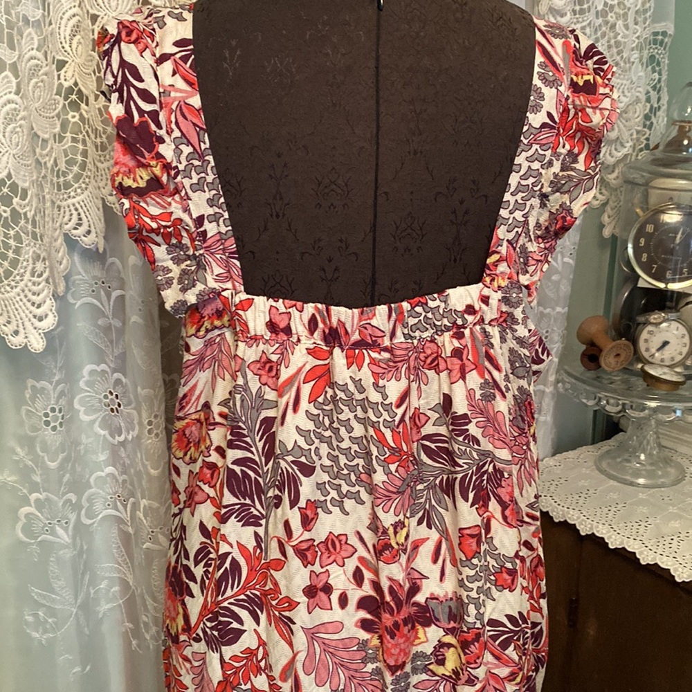 Knox Rose Floral Maxi Dress in Pink, Red, Purple - Picture 6 of 7